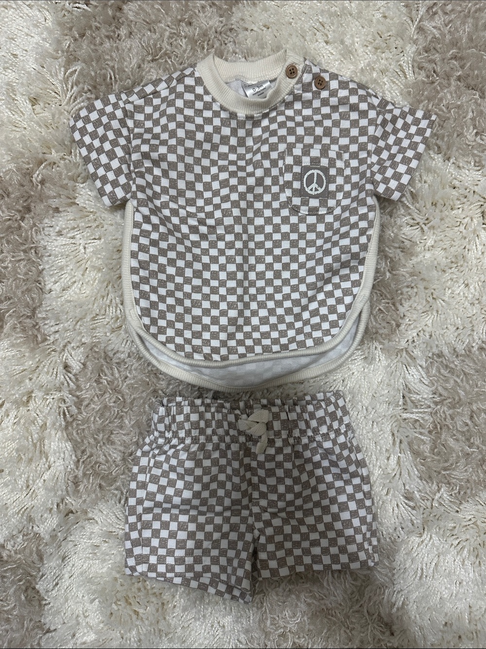 Carter’s 2 piece set